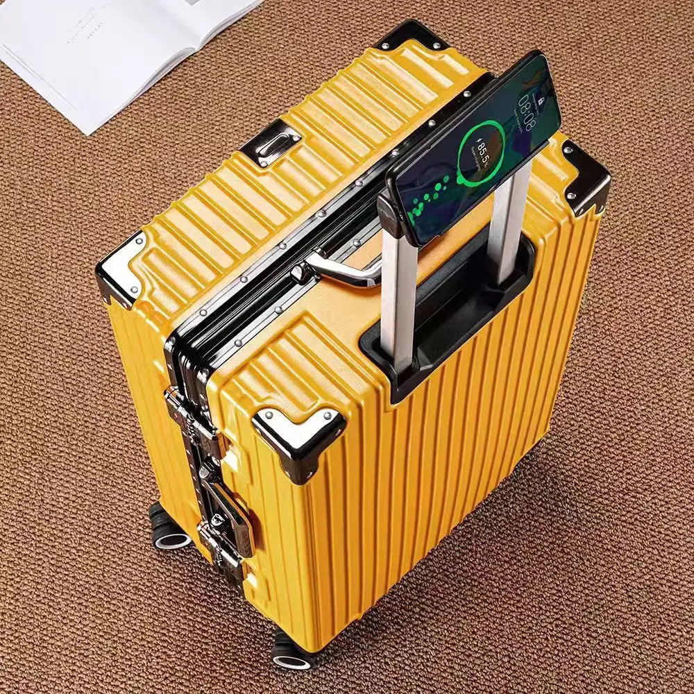 Aluminum frame suitcase