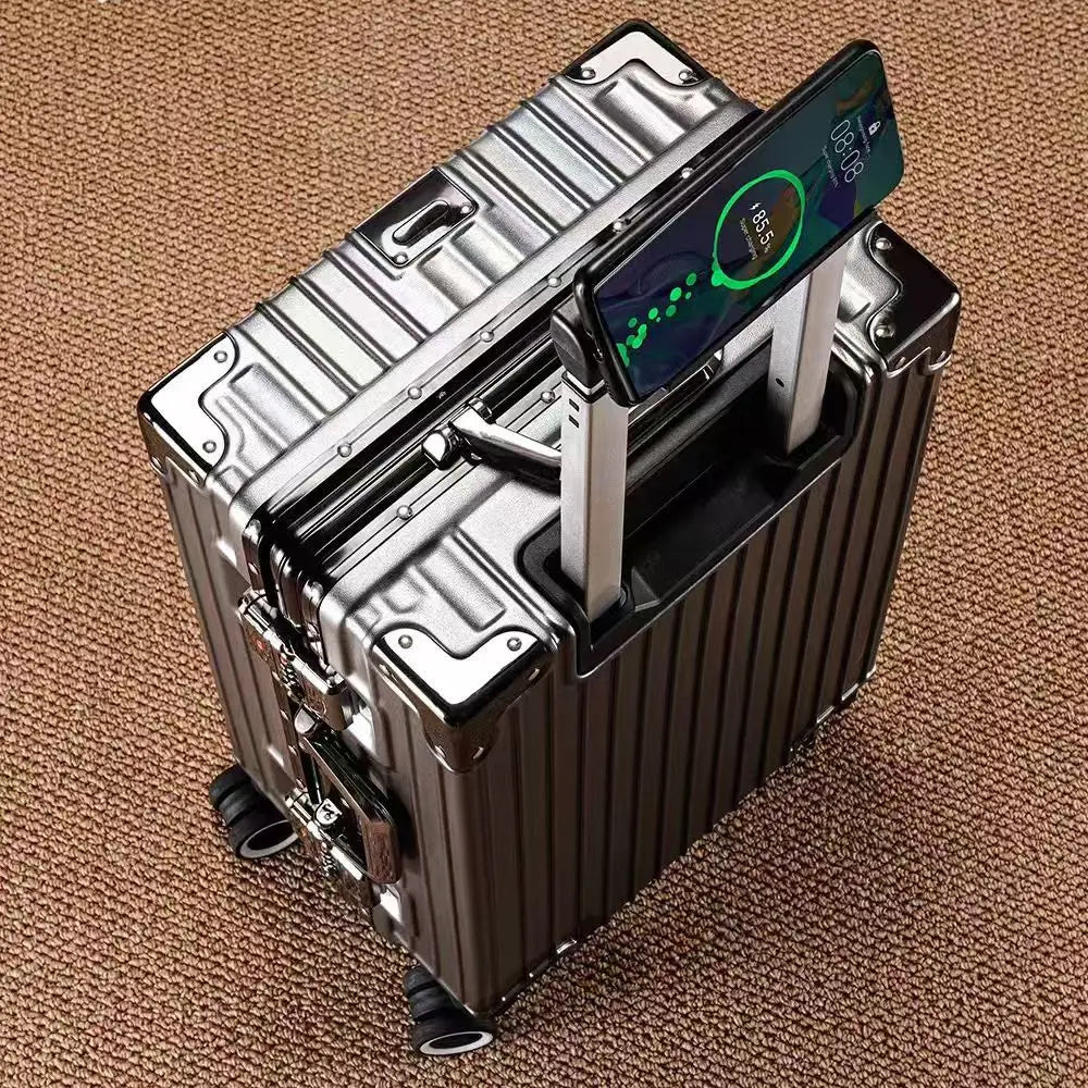 Aluminum frame suitcase